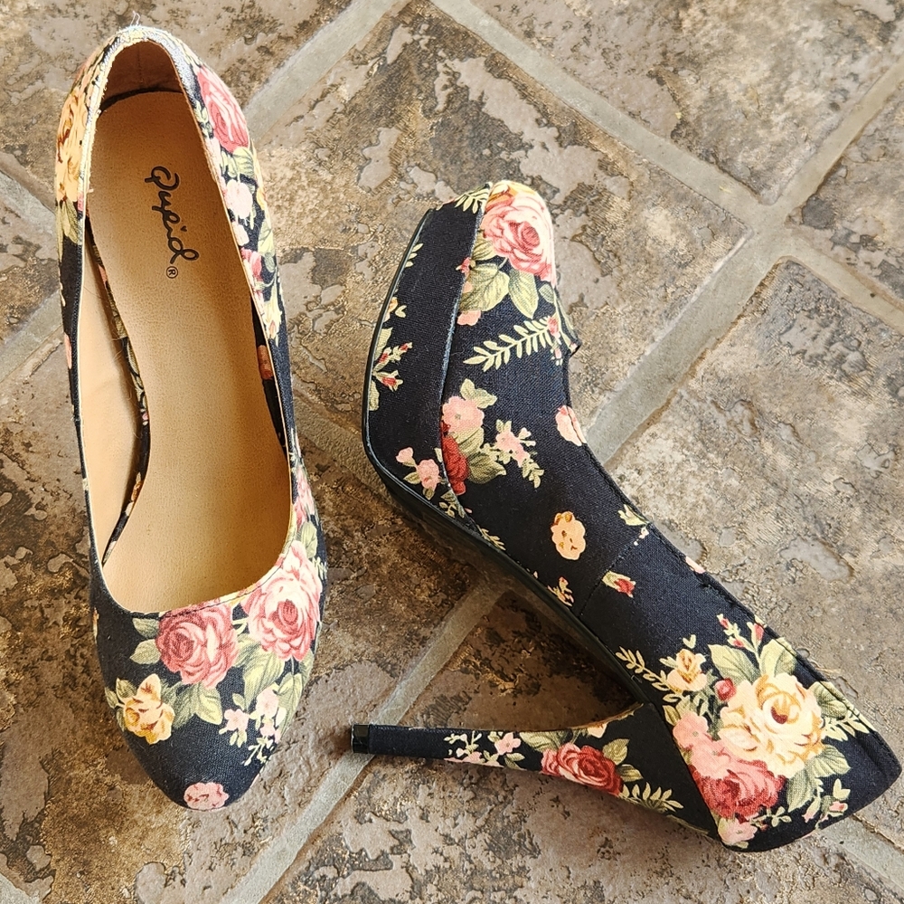 Floral raised heels